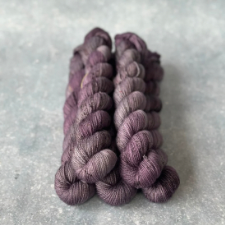 Dusty purple tonal yarn.
