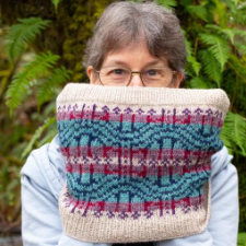 Colorwork cowl in six colors with motif inspired by a Seattle bridge.
