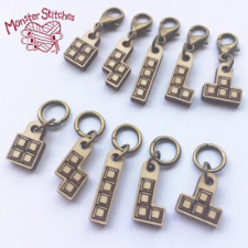 Tetris pieces made of wood, available on lobster clasps and jump rings.