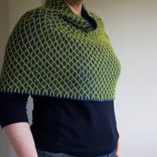 Pullover shawl with two-color diamond motif.