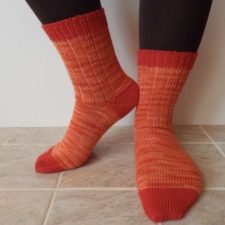 Ribbed socks with contrasting heel, toe and cuff.