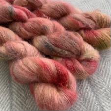 Mohair silk blend in apple colors.