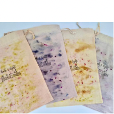 Petal-dyed project bags in various natural dyes. Effect is speckles of dye throughout.
